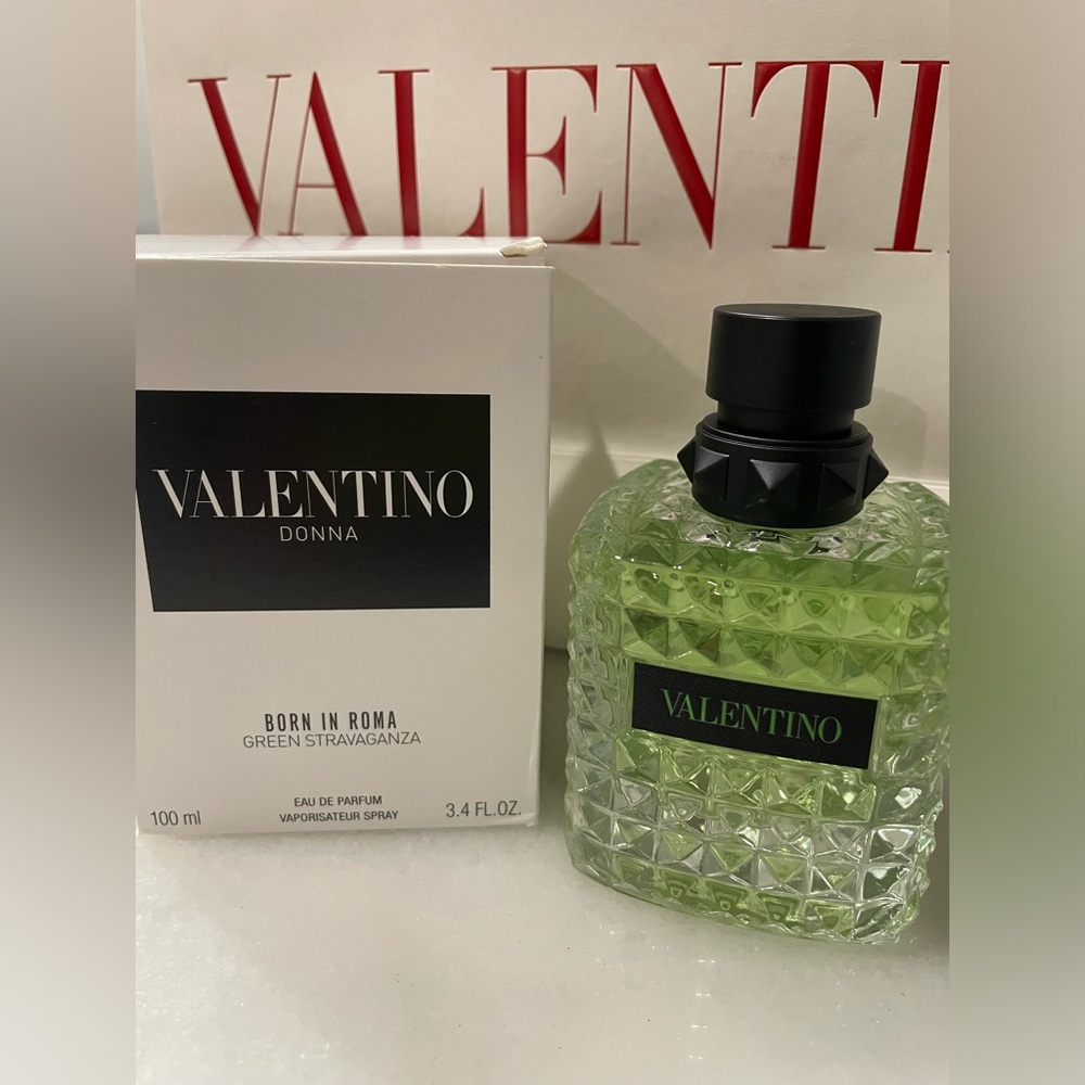 Valentino Donna Born in Roma Green Stravaganza Eau de Parfum - Picture 2 of 3